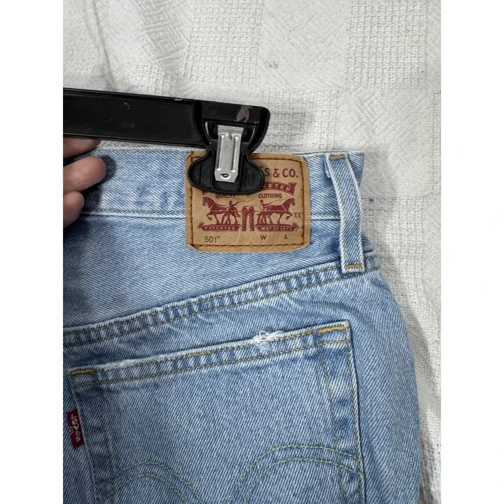 Levis small spot